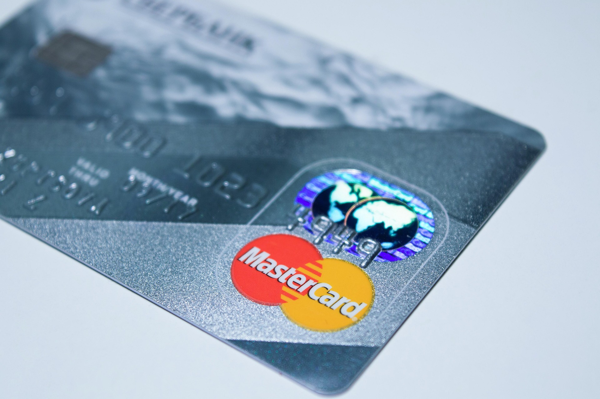 akuptsova-a-plastic-card-1647376_1920.jpg