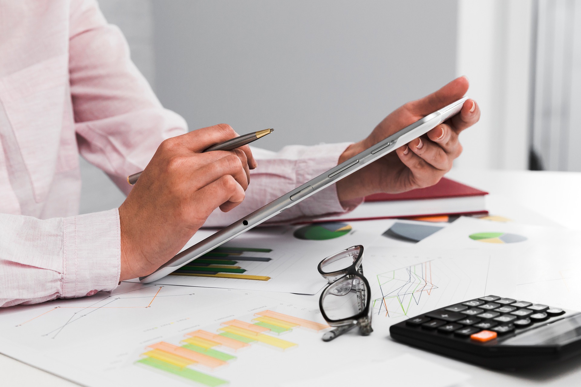 lewisandpecker-accounting-10258614_1920.jpg