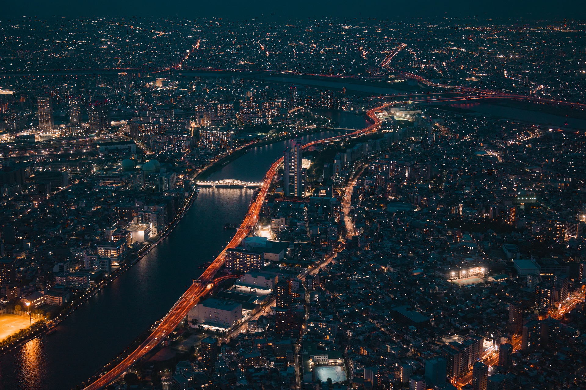 michael_pointner-bridge-9456745_1920.jpg